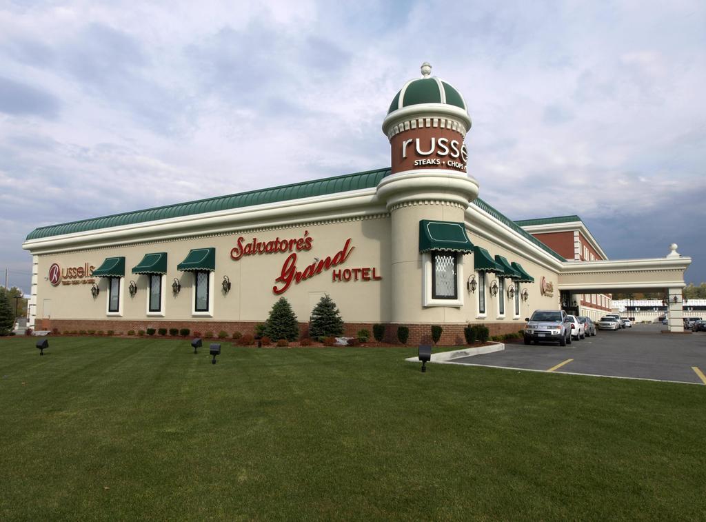 Salvatores Grand Hotel Williamsville Eksteriør billede