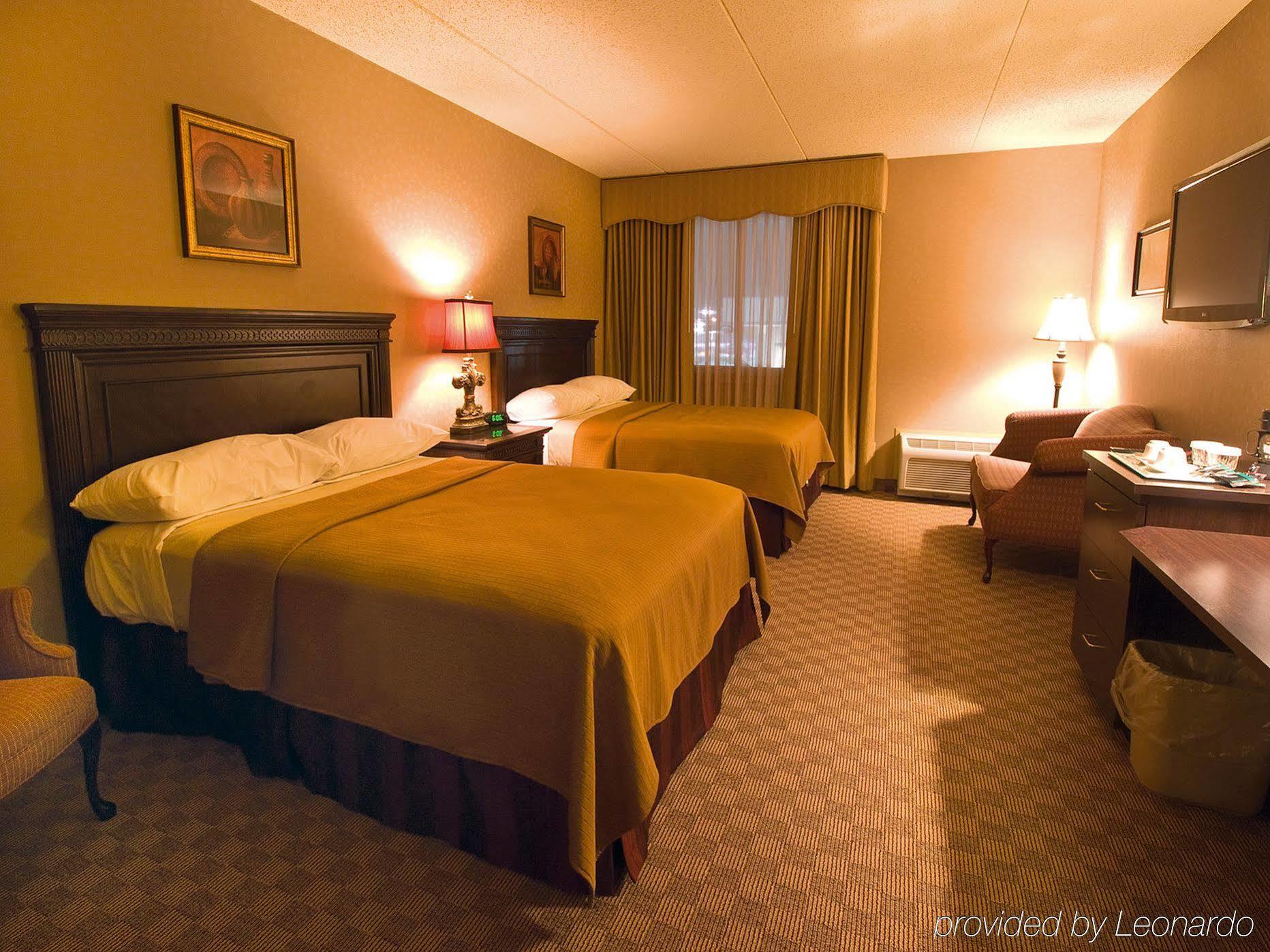 Salvatores Grand Hotel Williamsville Eksteriør billede